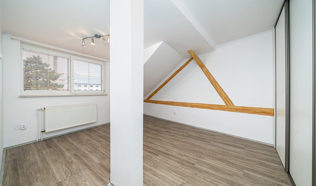 Prodej bytu 3+1 92 m², Olomouc – náhled fotky 11