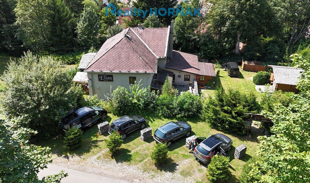 Prodej ubytovacího objektu 340 m², Černá v Pošumaví – náhled fotky 3