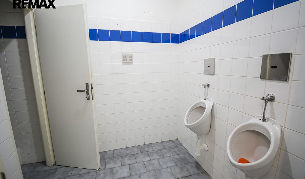 Pronájem kanceláře 172 m², Hradec Králové – náhled fotky 19