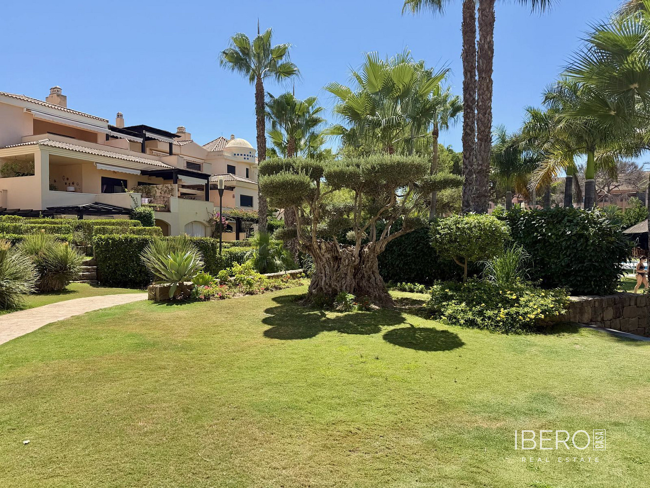 Piso 3+kk – Marbella, Nueva Andalucía - Vista 3