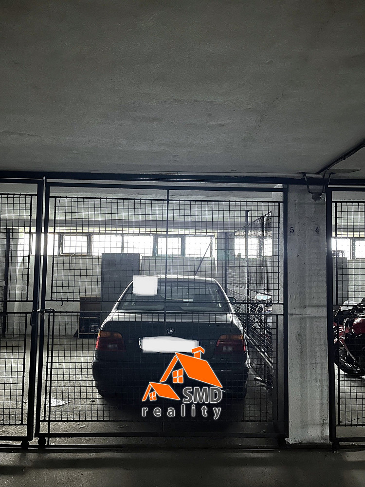 Pronájem garážového stání 12,5 m2, brno - lesná — photo 2