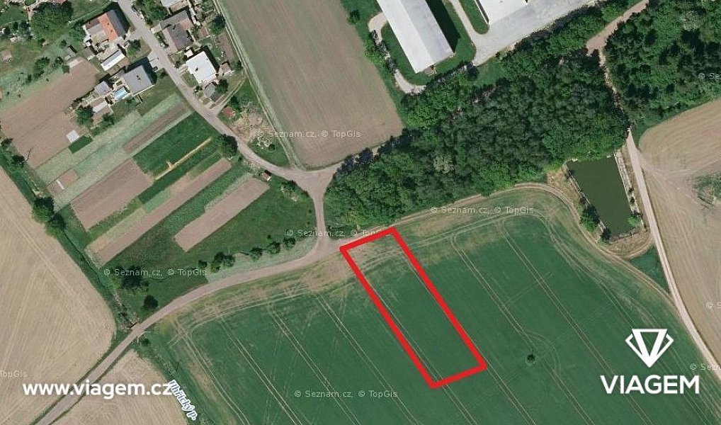 Prodej pole 930 m², Počenice-Tetětice – náhled fotky 3
