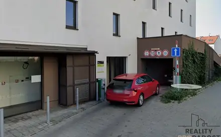 Pronájem garáže 13 m2, Soukalova, Praha - Modřany, Soukalova, Praha 4 - Modřany