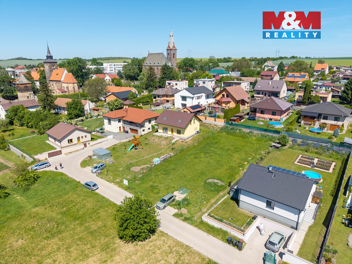 Prodej stavebního pozemku 812 m² — photo 2