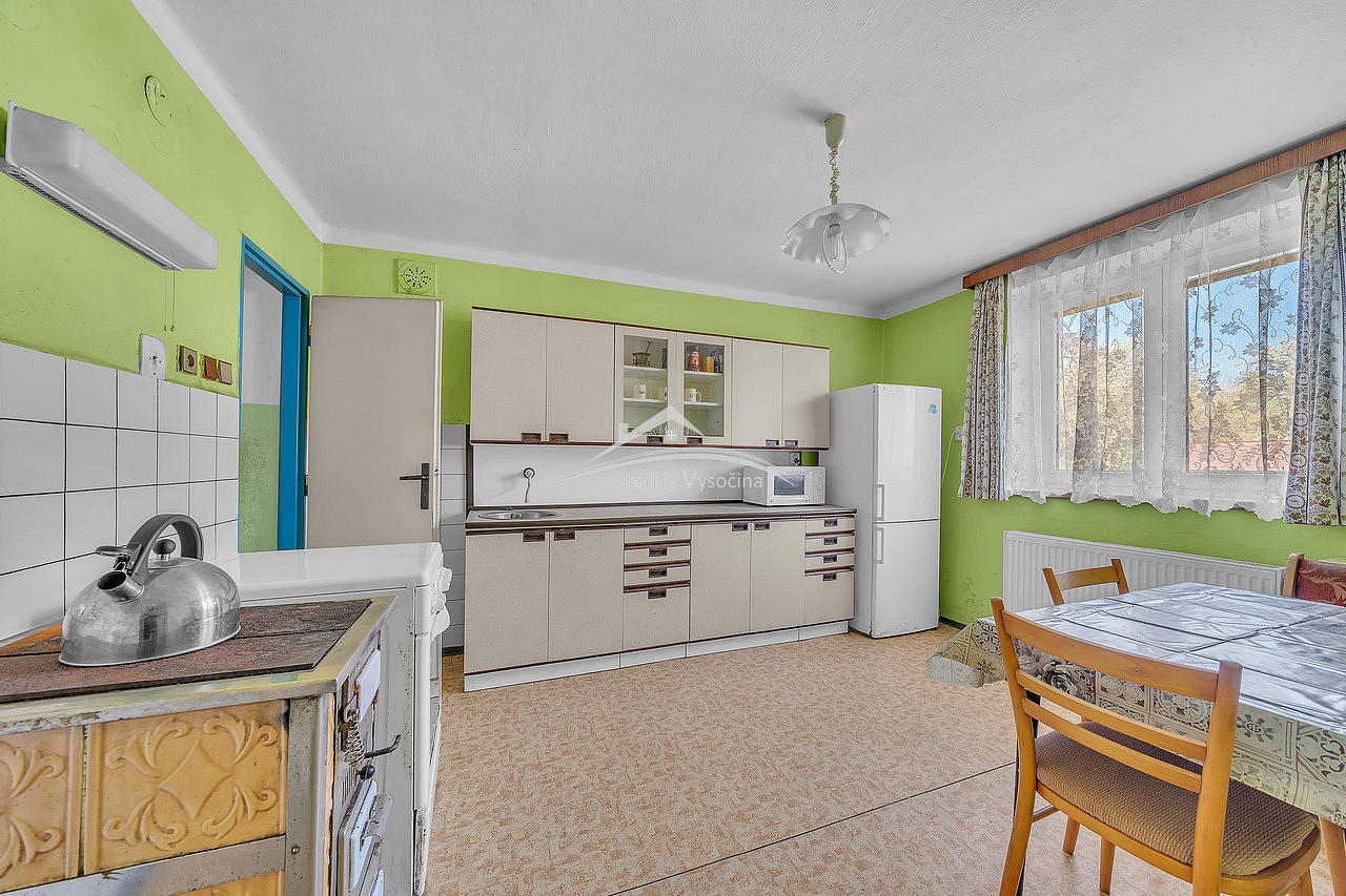 Prodej domu 150 m² s pozemkem 690 m² — photo 2