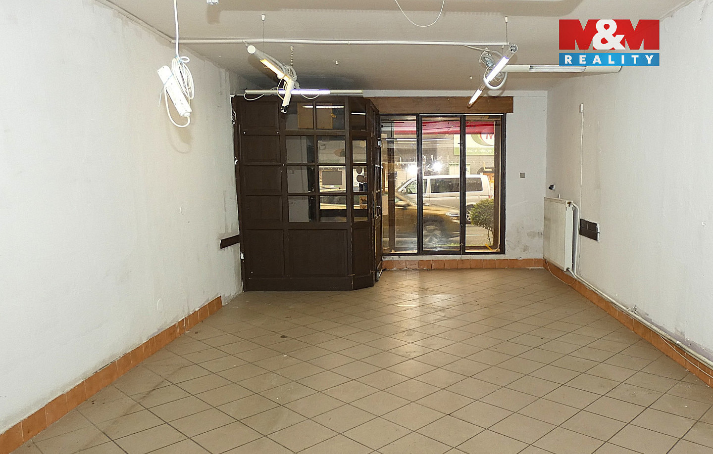 Pronájem obchodních prostor 201 m² — photo 2