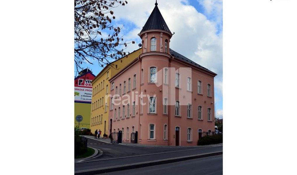 Pronájem kanceláře 33 m², Karlovy Vary – náhled fotky 4