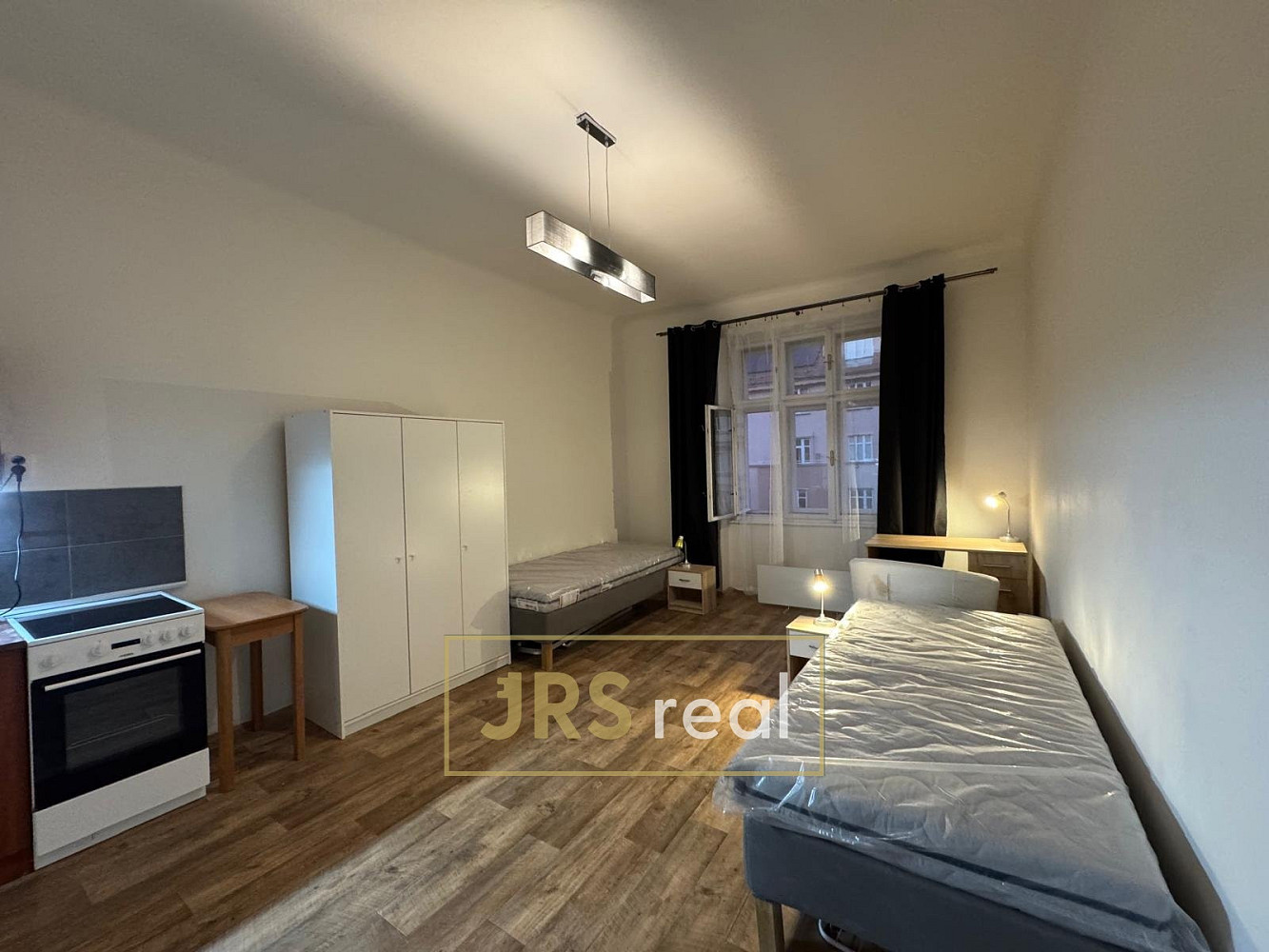 Pronájem bytu 1+kk 32 m²