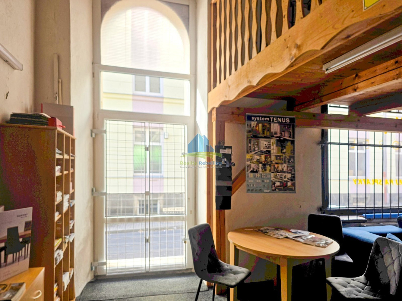 Prodej obchodních prostor 241 m² – fotografie 5