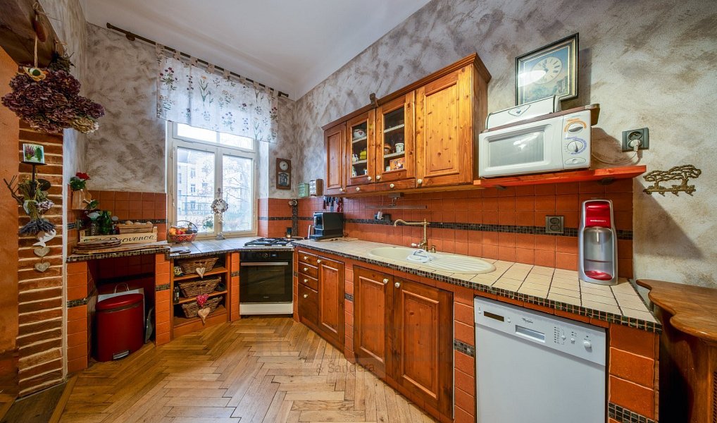 Prodej nájemního domu, činžáku 182 m², České Budějovice – náhled fotky 5