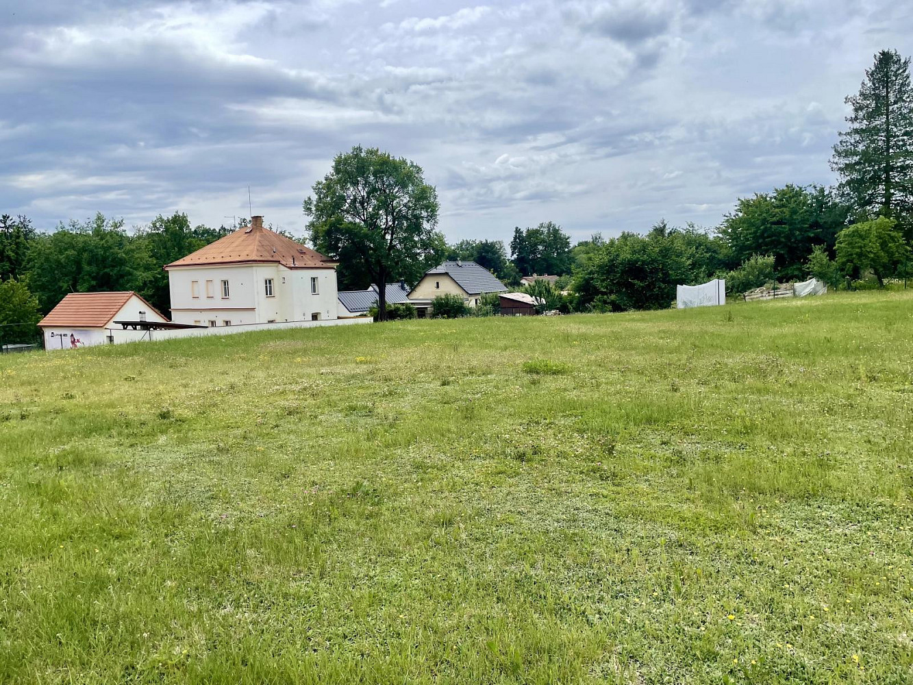 Prodej stavebního pozemku 3 756 m² – fotografie 3