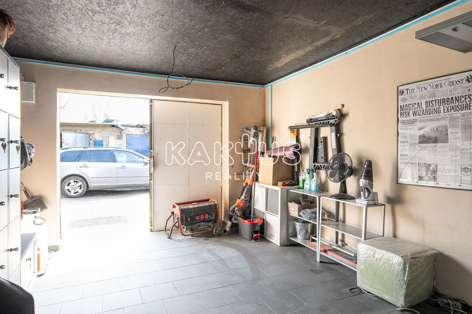 Zrekonstruovaná garáž s elektřinou v žádané lokalitě — photo 5