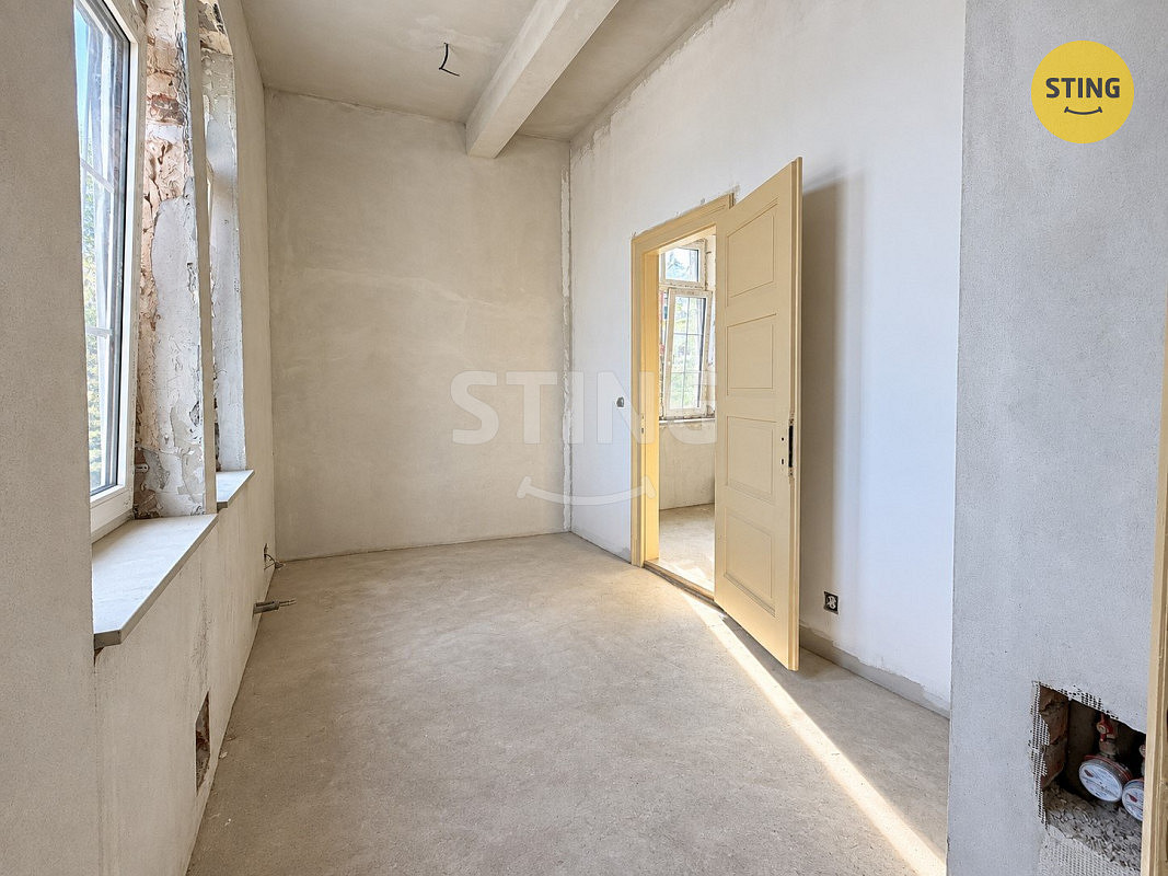 Pronájem komerčního objektu (jiného typu) 89 m² – fotografie 5