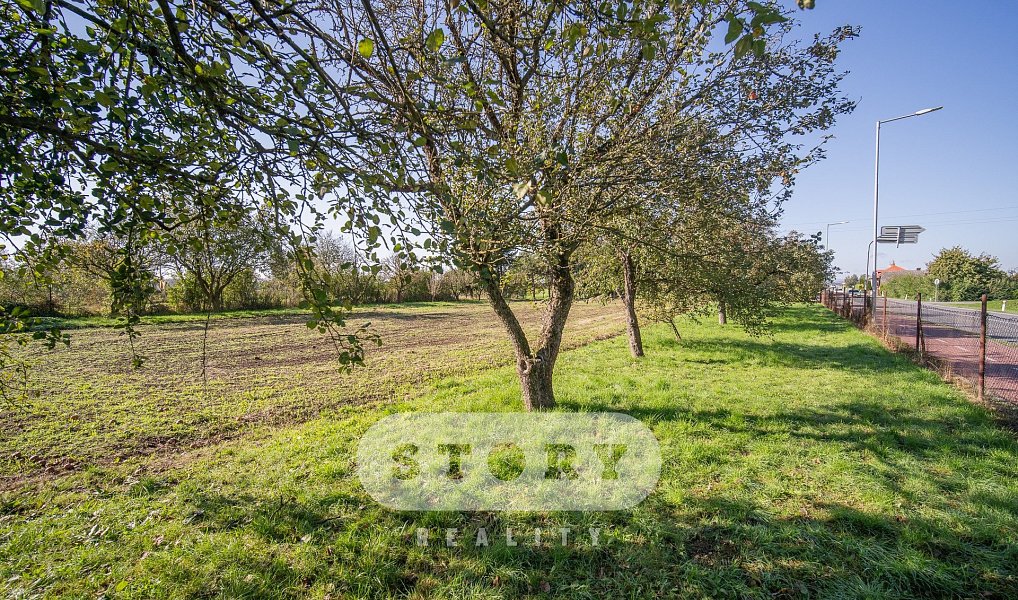 Prodej stavebního pozemku 888 m², Újezd – náhled fotky 11