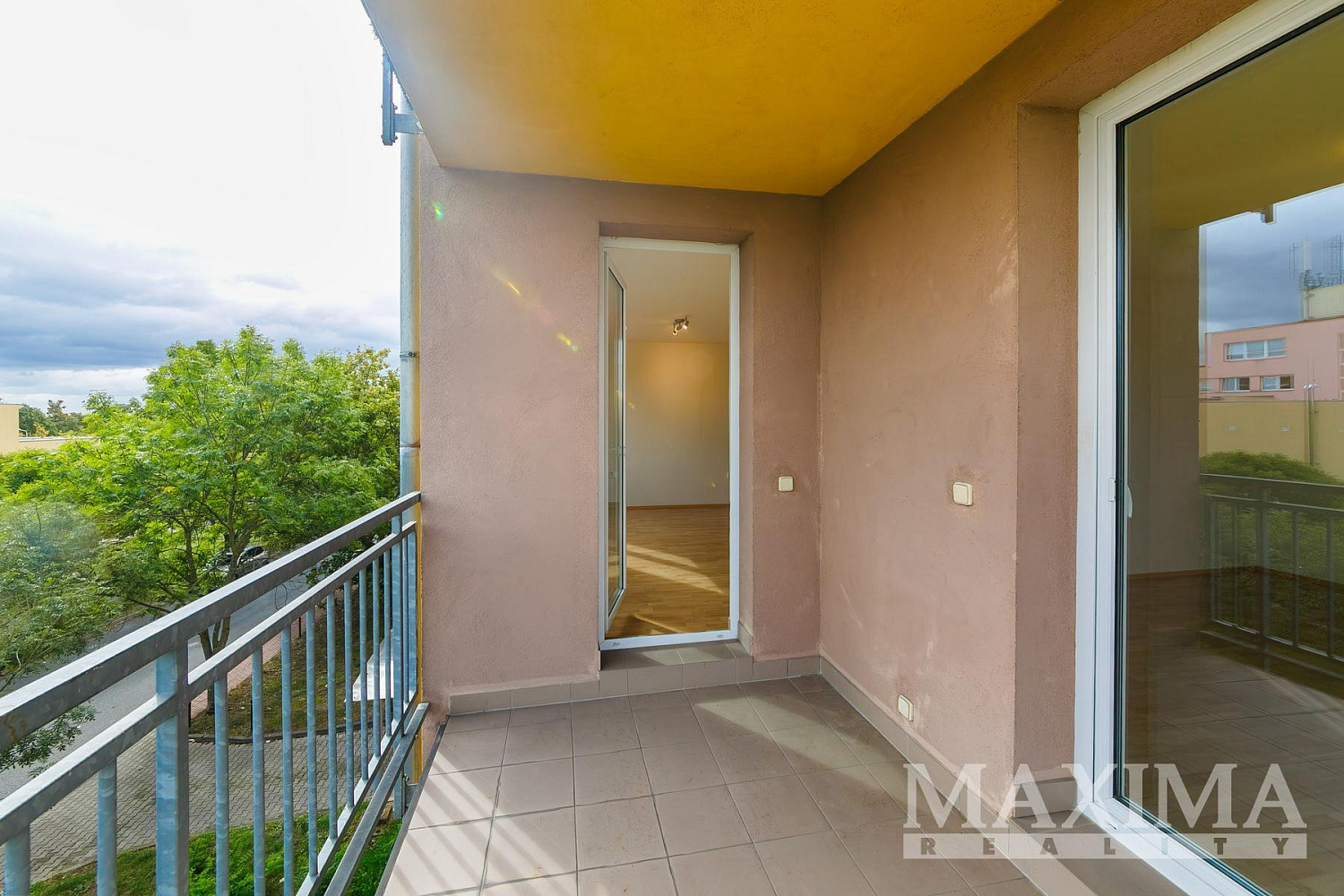 Pronájem bytu 2+1 72 m² – fotografie 3