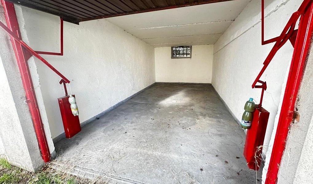 Pronájem garáže, 18 m², Kladno, Zlonice