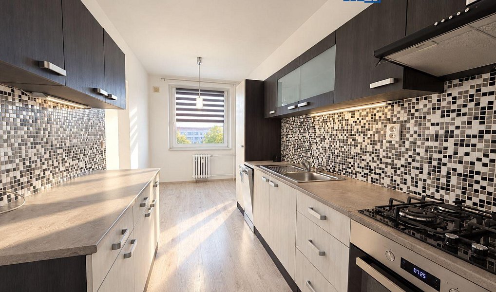 Prodej bytu 3+1 74 m², Teplice – náhled fotky 4