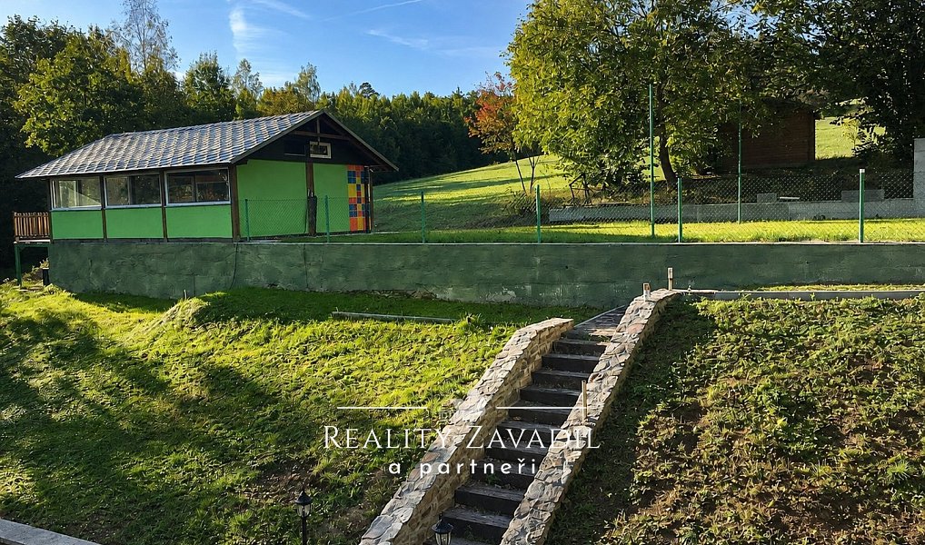 Prodej ubytovacího objektu 322 m², Vysoká – náhled fotky 13