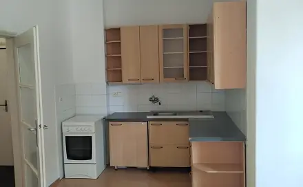 Pronájem bytu 2+kk 45 m², Sladkovského, Pardubice