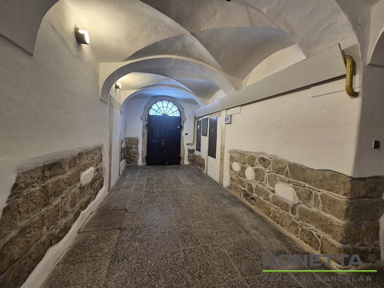 Prodej domu 600 m² s pozemkem 749 m² – fotografie 3