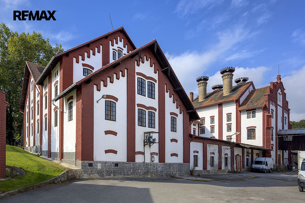 Prodej skladovacích prostor 10 600 m² – fotografie 2