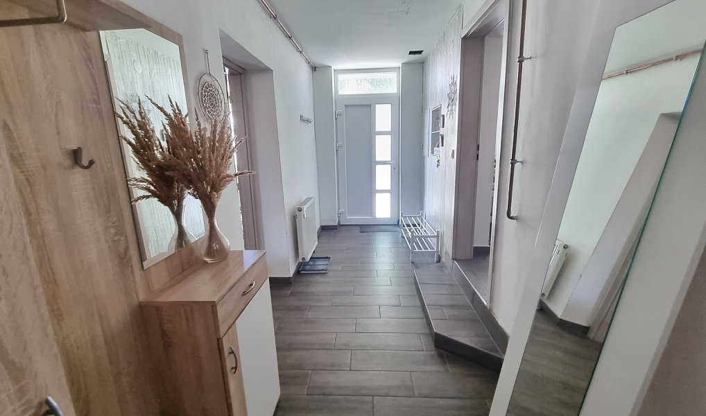 Prodej domu 200 m² s pozemkem 1 325 m², Žďárná – náhled fotky 16