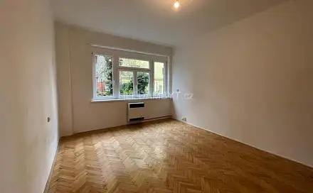 Pronájem bytu 1+1 38 m²