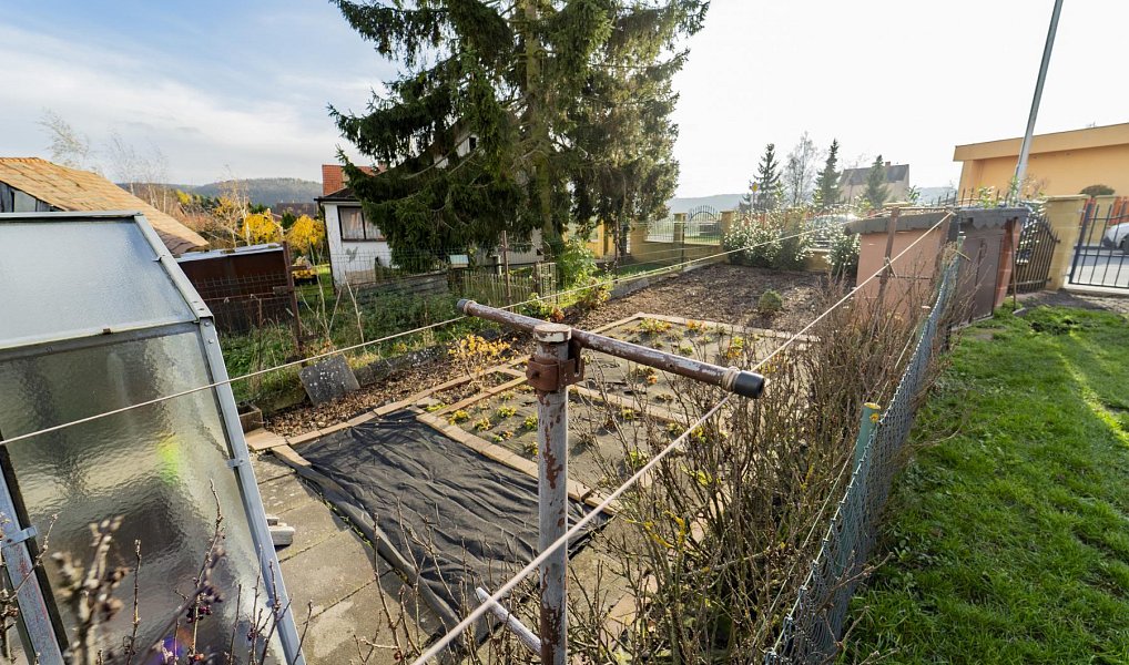 Prodej domu 180 m² s pozemkem 657 m², Březno – náhled fotky 26