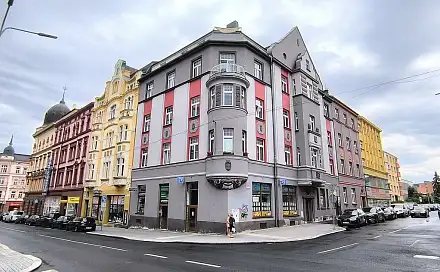 Pronájem obchodních prostor 54 m², Valdštejnova, Cheb