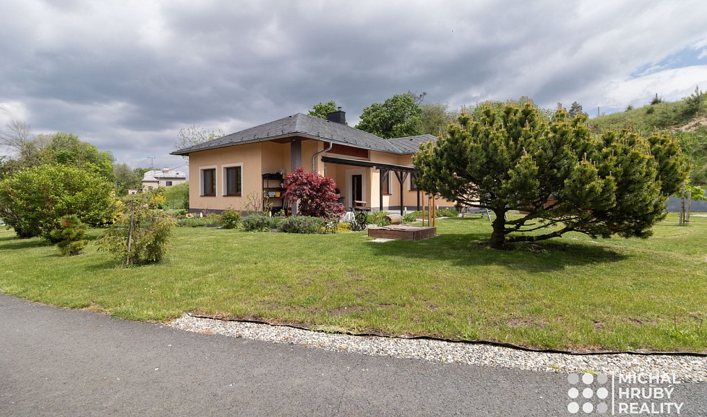 Prodej domu 122 m² s pozemkem 2 800 m², Brumovice – náhled fotky 8