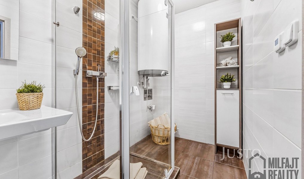 Prodej bytu 3+kk 78 m², Liberec – náhled fotky 12