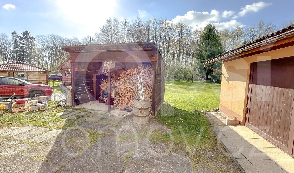 Prodej domu 185 m² s pozemkem 1 515 m², Vlčice – náhled fotky 4