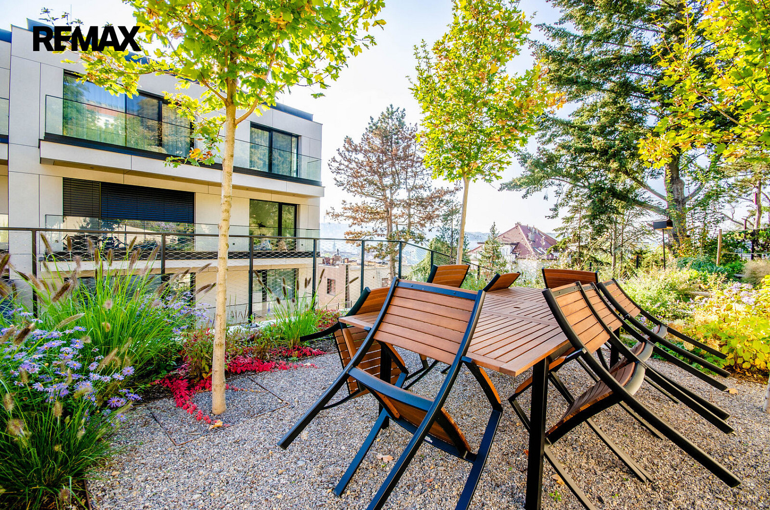 Pronájem bytu 2+kk 53 m² – fotografie 2