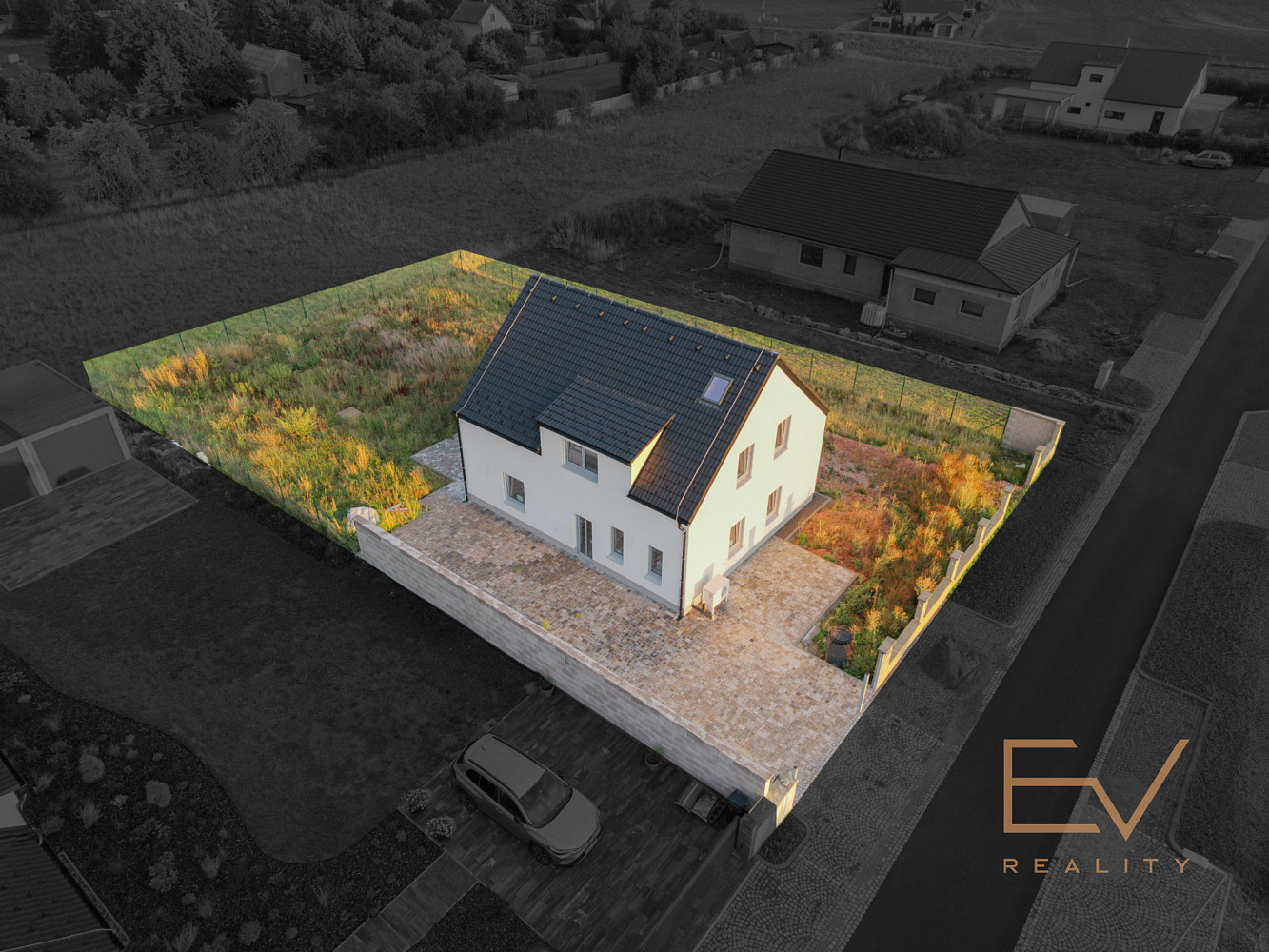 Prodej domu 166 m² s pozemkem 1 012 m²