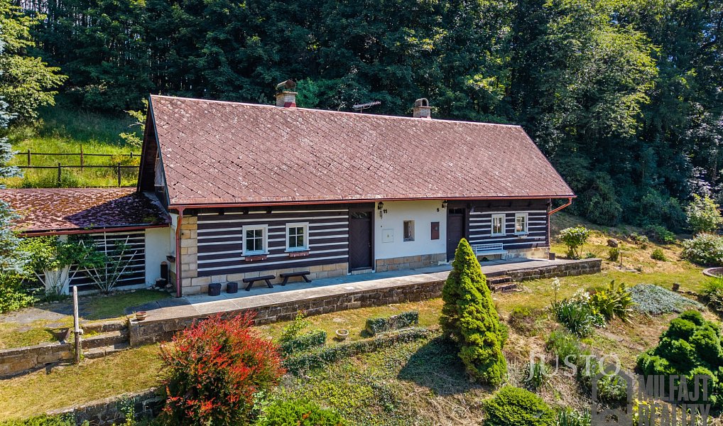 Prodej domu 140 m² s pozemkem 6 835 m², Mírová pod Kozákovem – náhled fotky 3