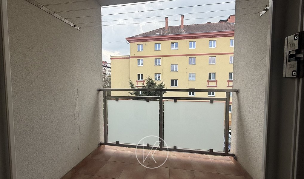 Pronájem bytu 1+1 28 m², Plzeň – náhled fotky 10