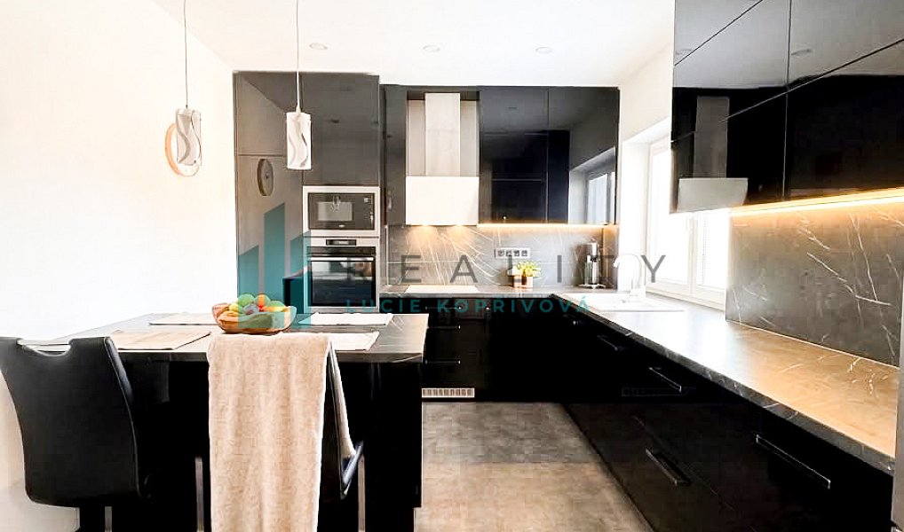 Prodej domu 106 m² s pozemkem 729 m², Ježov – náhled fotky 2