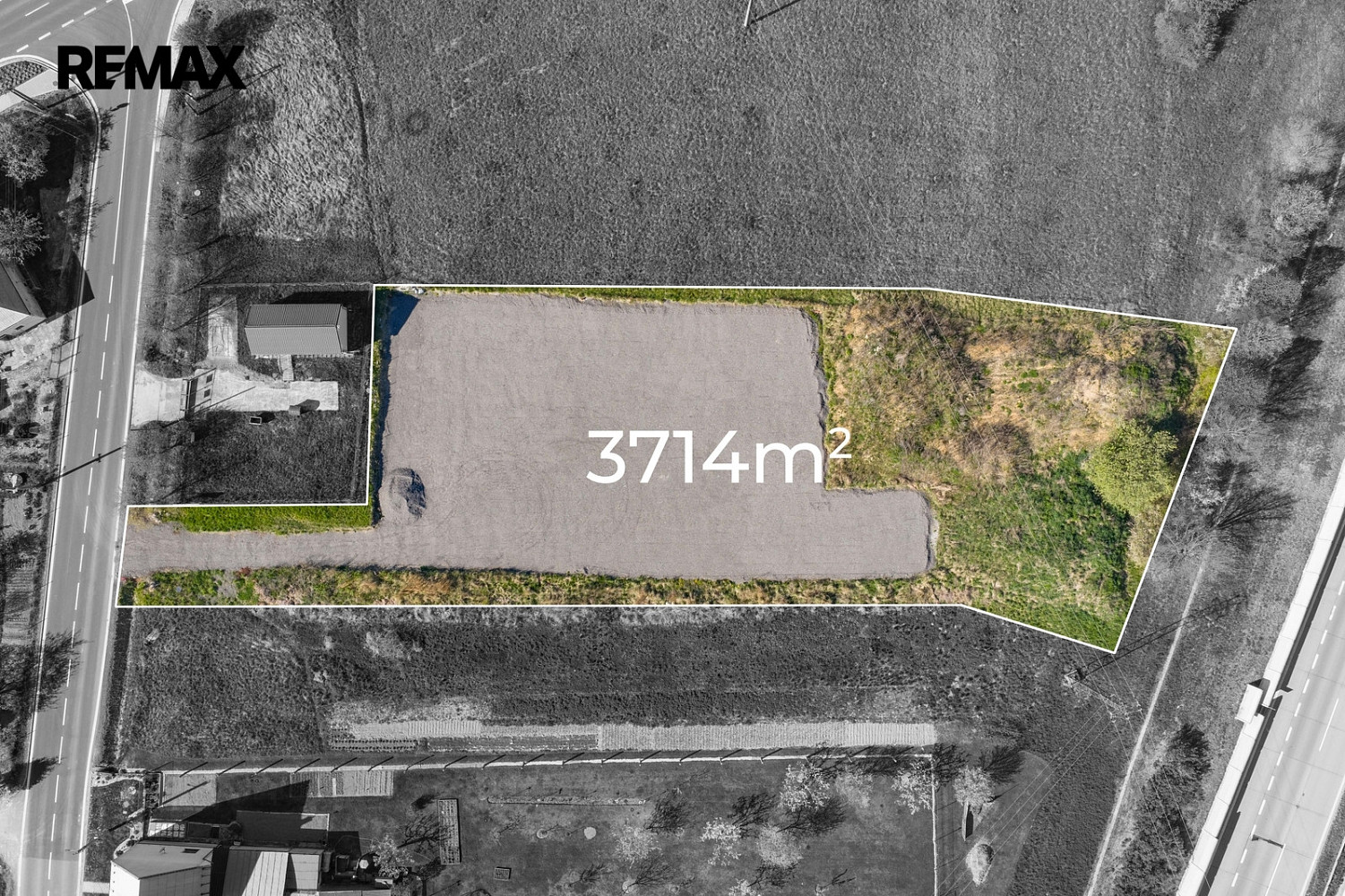 Prodej komerčního pozemku 3 714 m² – pohled 4