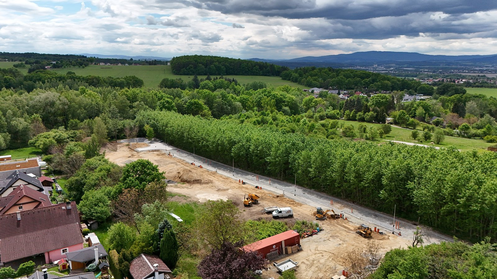 Prodej stavebního pozemku 931 m² – fotografie 2