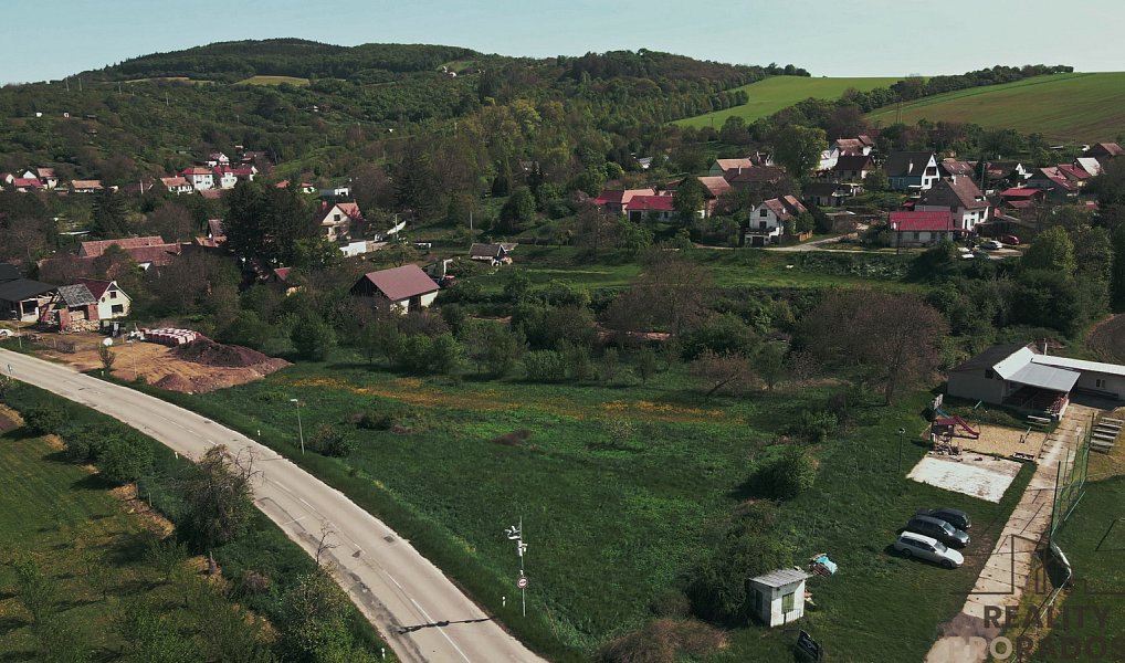 Prodej stavebního pozemku 633 m², Kyjov – náhled fotky 7