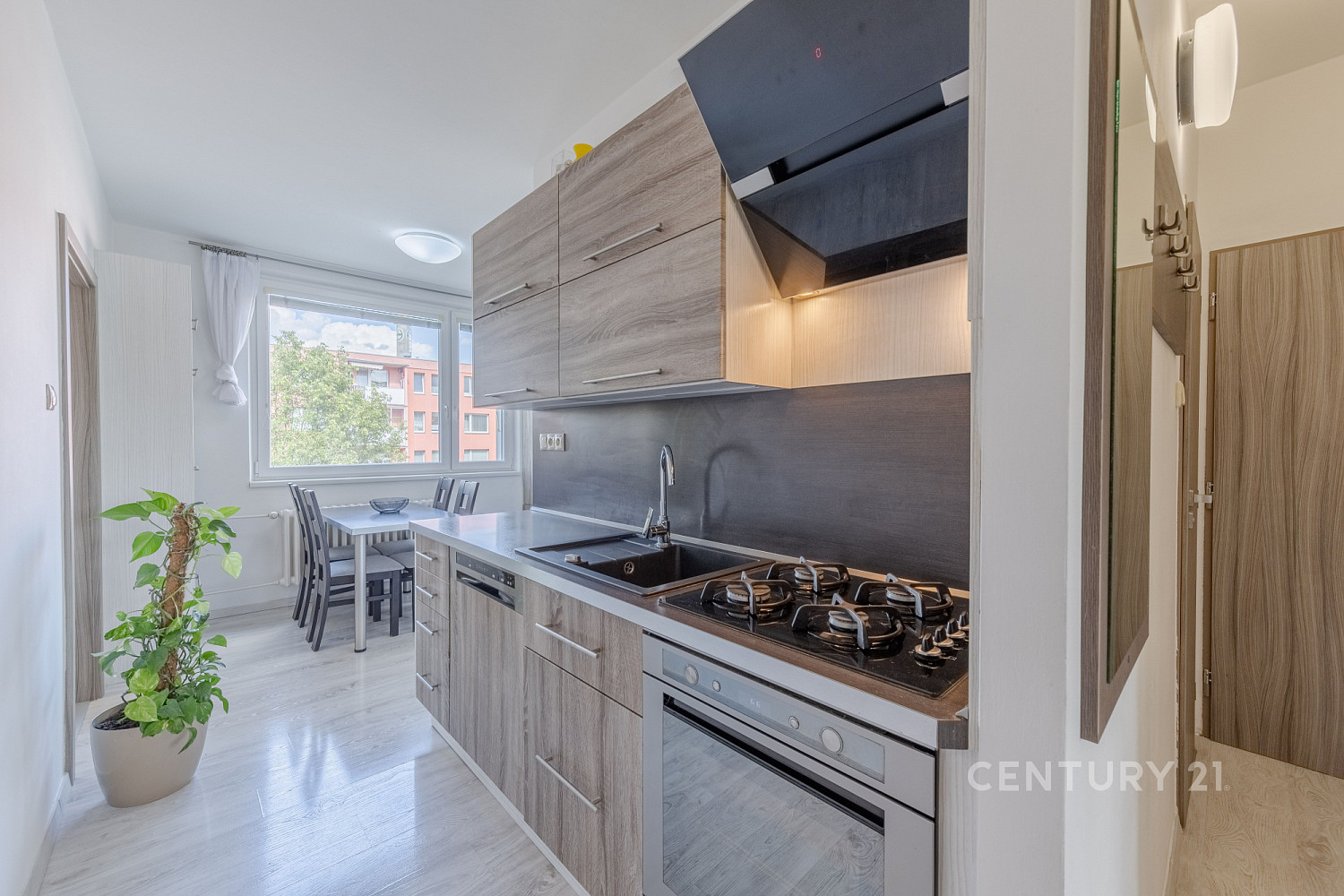 Prodej bytu 4+1 75 m² – fotografie 2