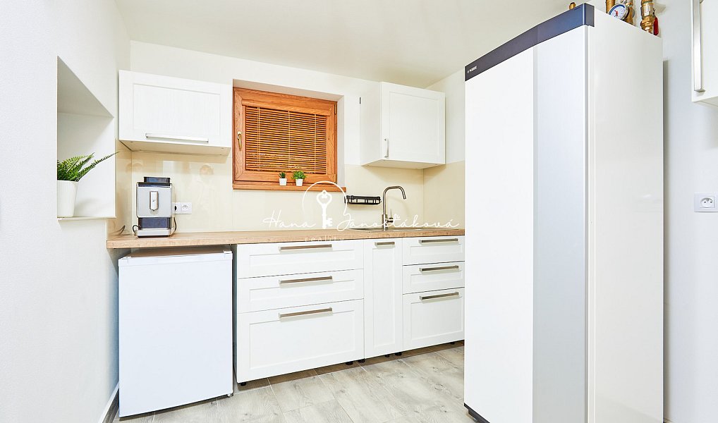 Prodej chaty/chalupy 133 m² s pozemkem 394 m², Černá v Pošumaví – náhled fotky 16