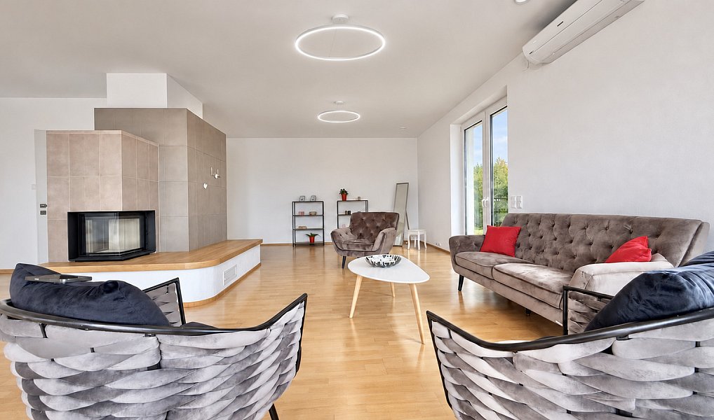Prodej domu 408 m² s pozemkem 923 m², Pohořelice – náhled fotky 5