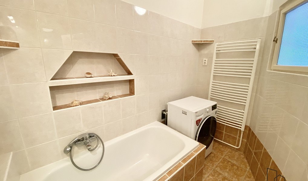 Pronájem bytu 3+1 84 m², Olomouc – náhled fotky 17