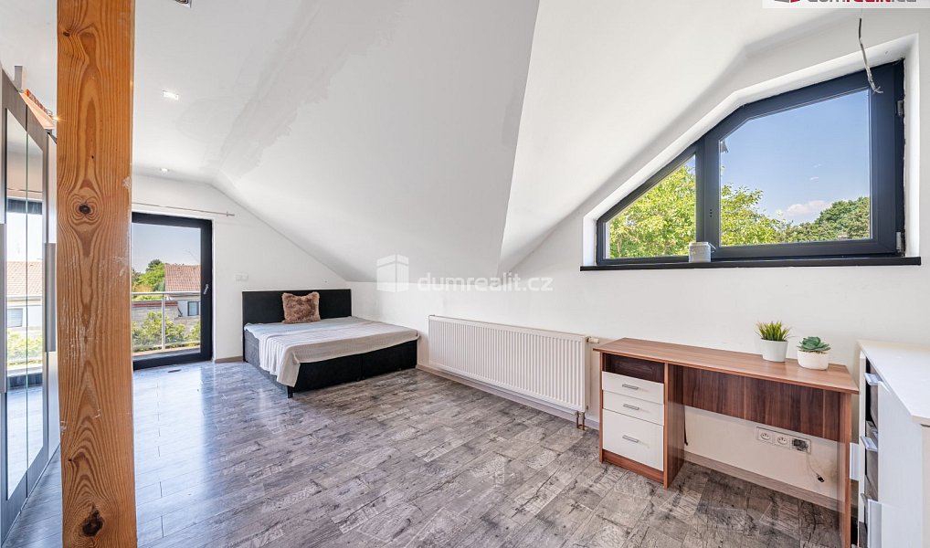 Prodej domu 159 m² s pozemkem 1 060 m², Záluží – náhled fotky 6