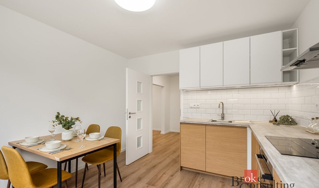Prodej bytu 3+1 79 m², Praha – náhled fotky 3