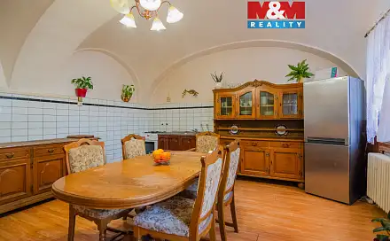 Prodej domu 260 m² s pozemkem 430 m², Radonice, okres Chomutov
