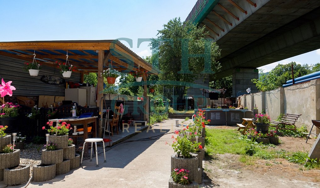 Prodej domu 300 m² s pozemkem 227 m², Trmice – náhled fotky 7