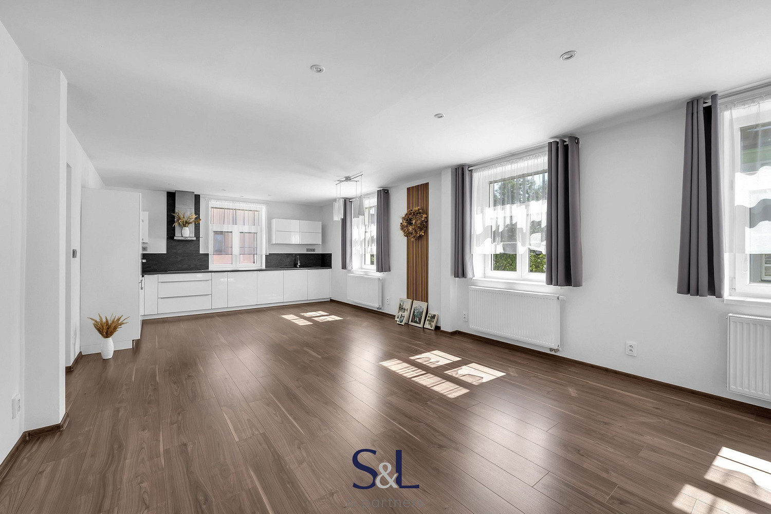 Prodej bytu 3+kk 100 m² – fotografie 3