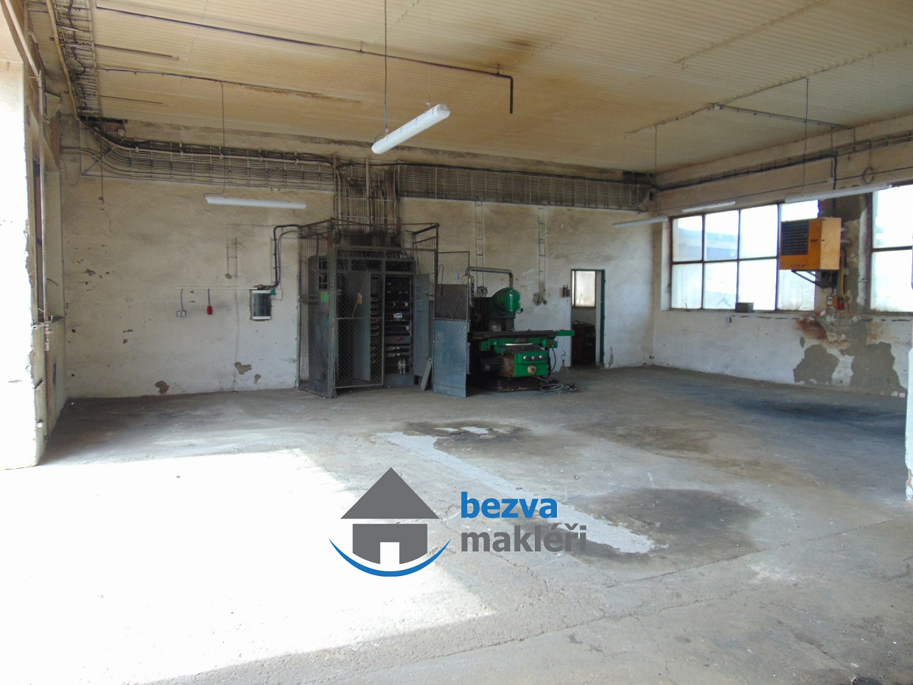 Pronájem výrobních prostor 165 m² – fotografie 2